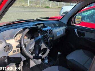 2007-peugeot-partner-1451667-47109880