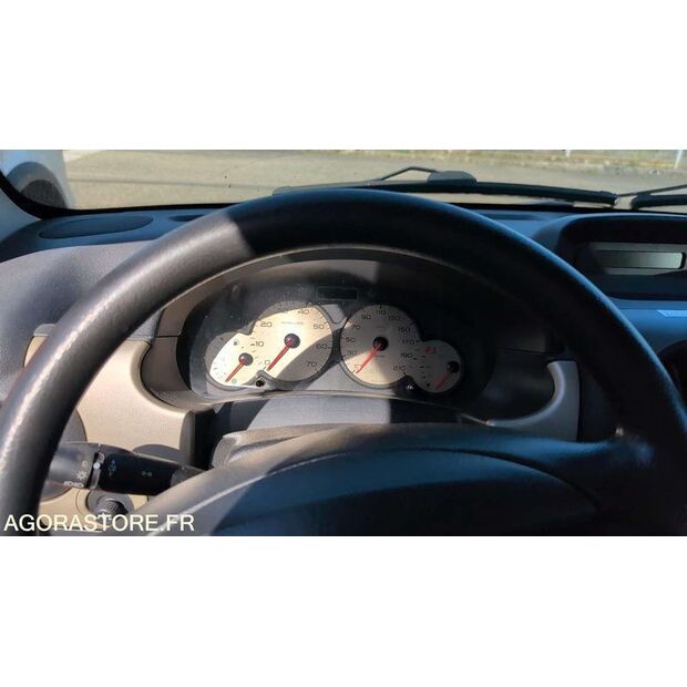 2007 Peugeot PARTNER-47109881