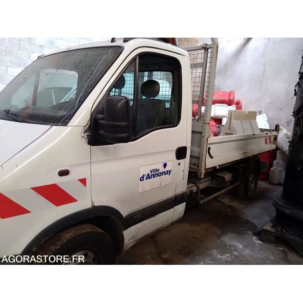 2002 Renault Master-47109906