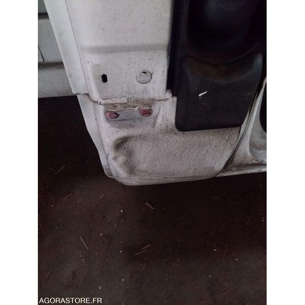 2002 Renault Master-47109916