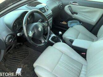 2009-alfa-romeo-147-47109984
