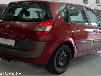 2006-renault-megane-1451681-47109991