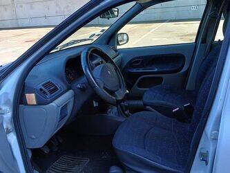 2003-renault-clio-1451685-47110009