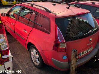 2009-renault-megane-1451686-47110020