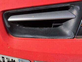 2009-renault-megane-1451686-47110027