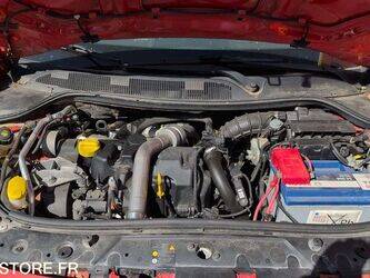 2009-renault-megane-1451686-47110029