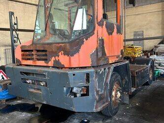 Image for TERMINAL TRACTORS 2000 MOL YT200