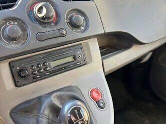 2009-renault-kangoo-1451696-47110101