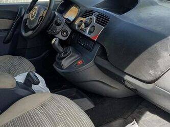 2012-renault-kangoo-1451697-47110109