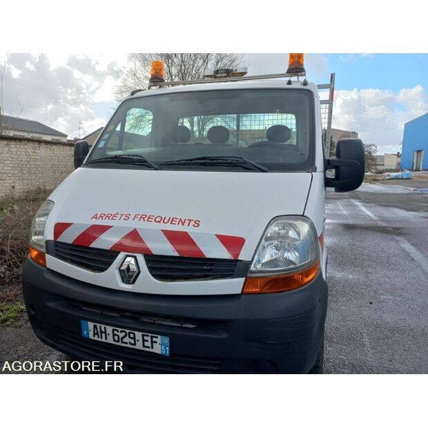 2009 Renault Master-47110115
