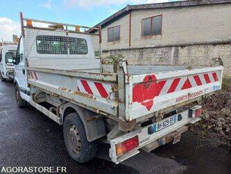 2009-renault-master-1451698-47110121
