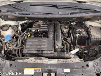 2018-volkswagen-caddy-1451699-47110161