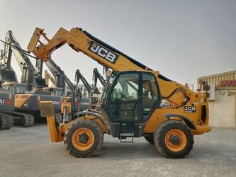 صورة ل رافعات 2014 جيه سي بي 540 170 للبيع في الإمارات العربيّة المتّحدة