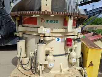 2018-metso-hp200-47110555