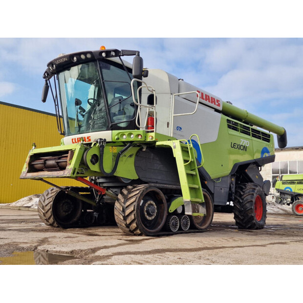 2017 CLAAS LEXION 770TT-47111661