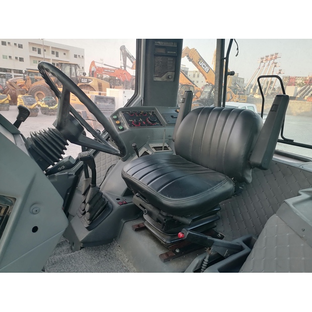 2000 ماسي فيرغسون 3080-47112180
