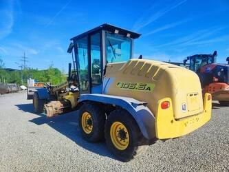 Image for MOTOR GRADERS 2006 New Holland F106.6A