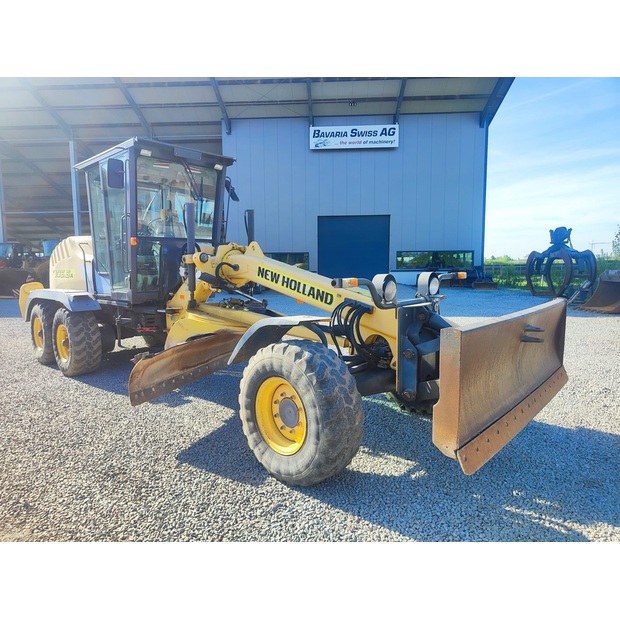 2006 New Holland F106.6A-47120873