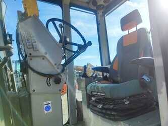 2006-new-holland-f106-6a-1451865-47120876