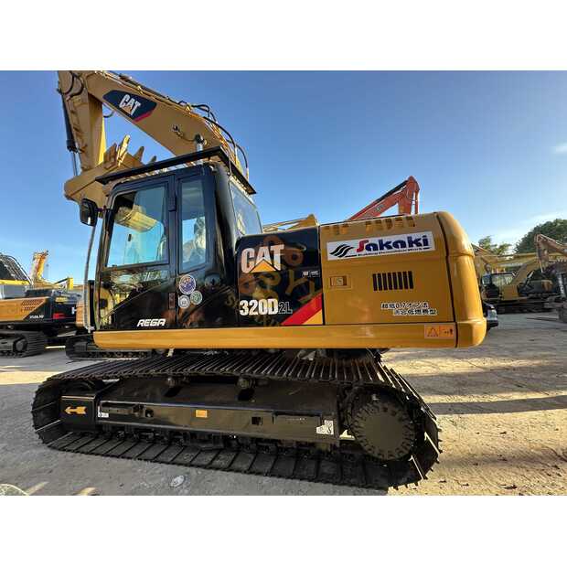 2024 Caterpillar 320D-47123063