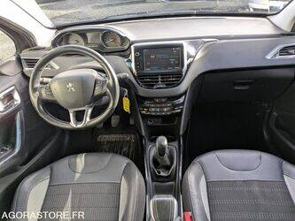 2017-peugeot-2008-47127001