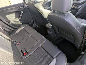 2017-peugeot-2008-47127006