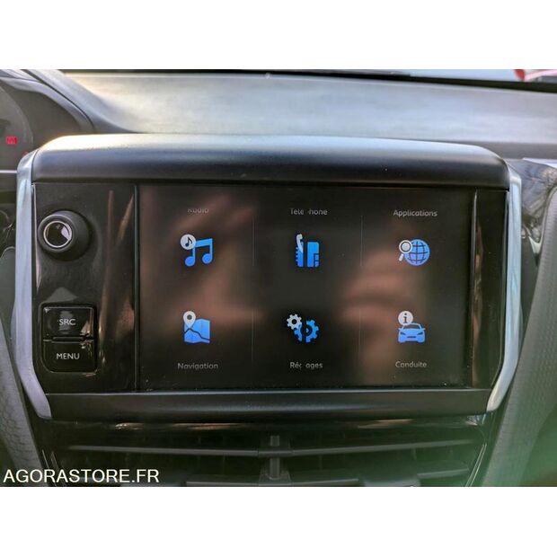 2017 Peugeot 2008-47127009
