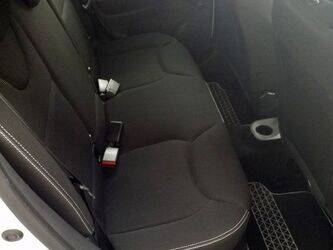 2013-renault-clio-1451897-47127077
