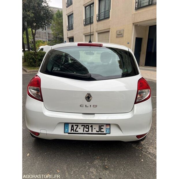 2010 Renault Clio-47127191