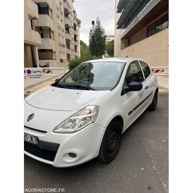 2010 Renault Clio-47127192