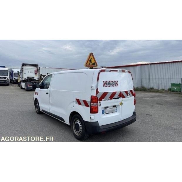 2022 Peugeot Expert-47127199