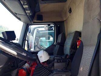 2002-renault-kerax-1451905-47127283