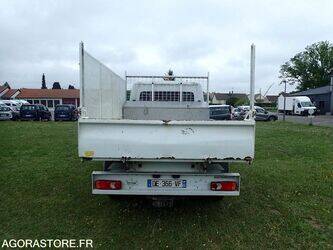 2014-renault-master-1451911-47127548