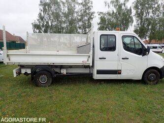 2014-renault-master-1451911-47127549