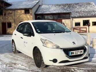 2015-peugeot-208-1451912-47127569