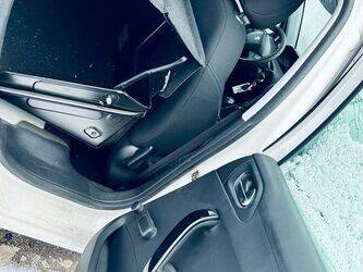 2015-peugeot-208-1451912-47127578