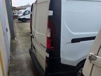2019-renault-trafic-1451914-47127635