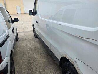 2019-renault-trafic-1451914-47127638