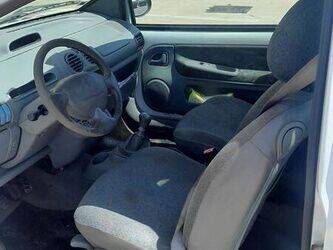 2005-renault-twingo-1451915-47127644