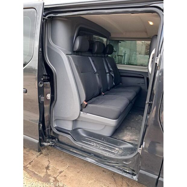 2017 أوبل Vivaro-47127767