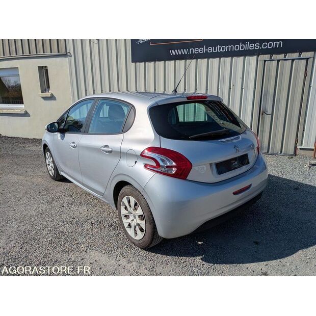 2014 Peugeot 208-47127821