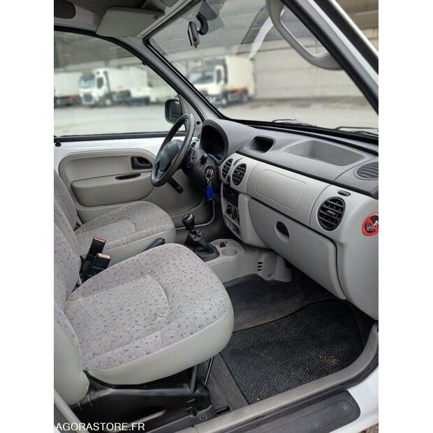 2003 Renault Kangoo-47128466