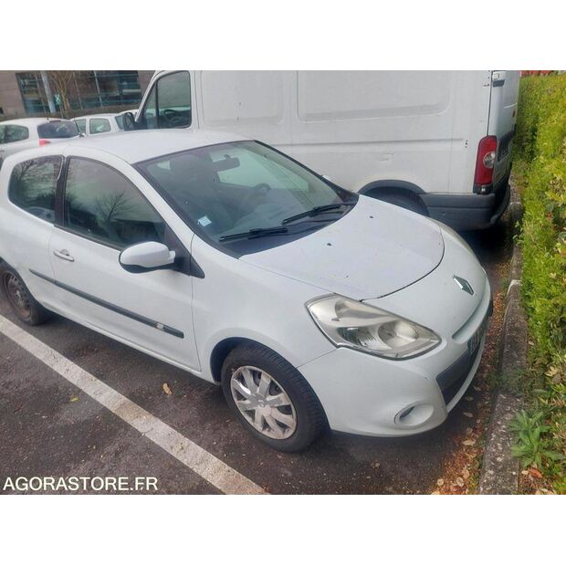 2010 رينو Clio-47128518