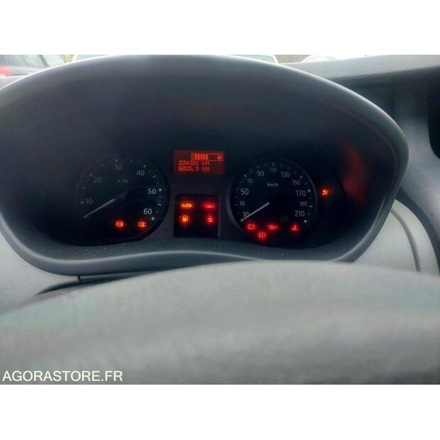 2014 Renault Trafic-47128527
