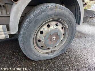 2009-renault-master-1451698-47128608