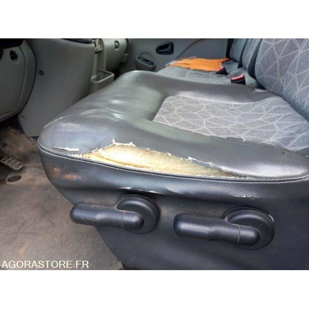 2009 Renault Master-47128626