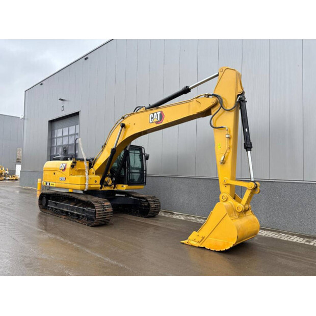 2026 Caterpillar 323D3-47129046