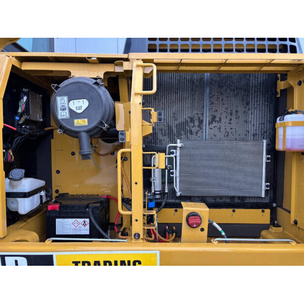 2026 Caterpillar 323D3-47129053