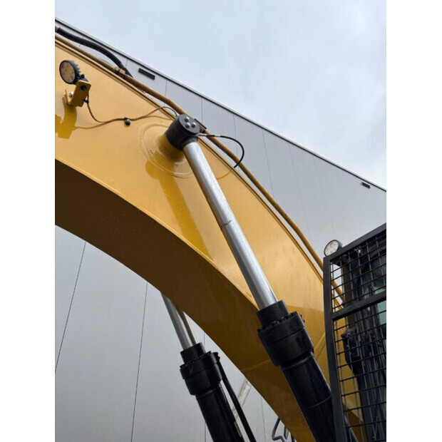 2026 Caterpillar 323D3-47129061