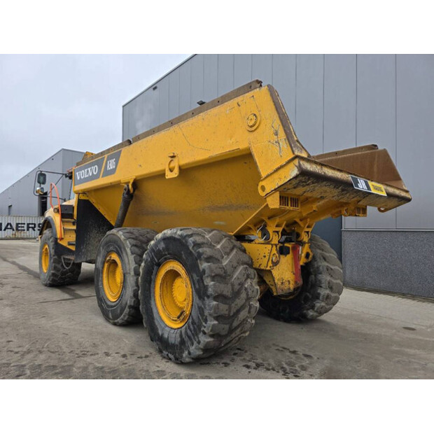 2015 فولفو A30G-47129073